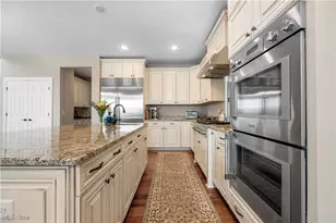 12554 Meadowview Dr, North Royalton, OH 44133 - Photo 15