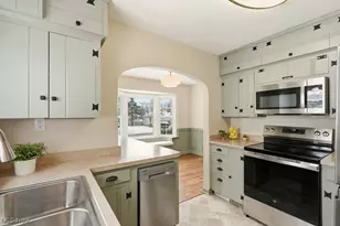 1492 Onondago Ave, Akron, OH 44305 - Photo 17