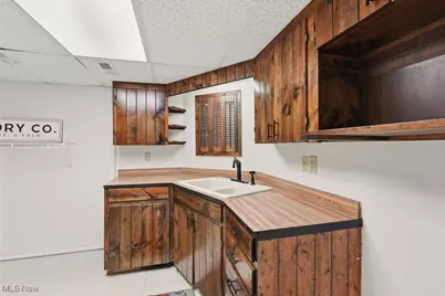 1492 Onondago Avenue, Akron, OH 44305 - Photo 33