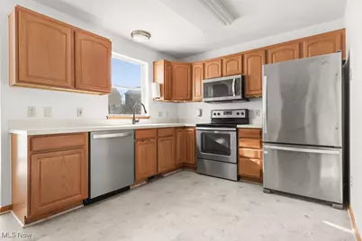 4464 Newcastle Cove, Brunswick, OH 44212 - Photo 9