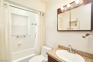 1225 Belleflower Rd, Akron, OH 44307 - Photo 5