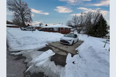 49221 S Meadowbrook Circle, East Liverpool, OH 43920 - Photo 3