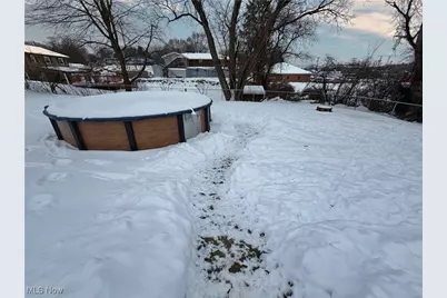 49221 S Meadowbrook Circle, East Liverpool, OH 43920 - Photo 11