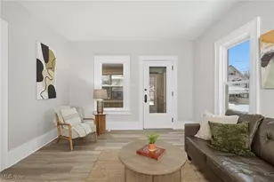 1037 Pitkin Ave, Akron, OH 44310 - Photo 7