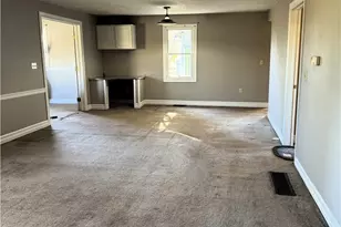 5392 Walters St NE, East Canton, OH 44730 - Photo 3