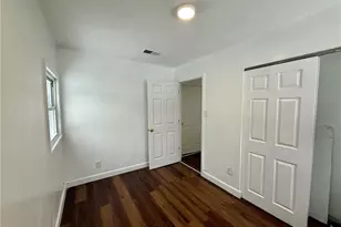 883 Kickapoo Ave, Akron, OH 44305 - Photo 9