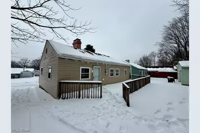 883 Kickapoo Avenue, Akron, OH 44305 - Photo 13