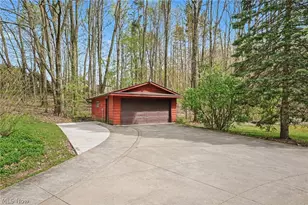6023 Pioneer Trail, Hiram, OH 44234 - Photo 3