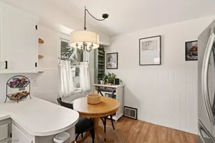 300 Melbourne Ave, Akron, OH 44313 - Photo 23