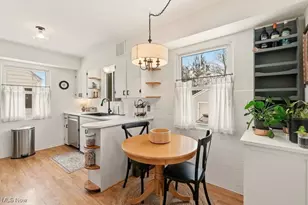 300 Melbourne Ave, Akron, OH 44313 - Photo 25