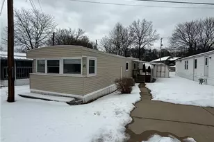 13675 Cleveland Ave NW, Uniontown, OH 44685 - Photo 19