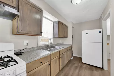 2016 Green Road, Loveland, OH 44121 - Photo 11