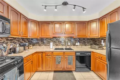 8556 Brecksville Road, Brecksville, OH 44141 - Photo 11