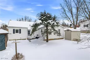 1287 W Pine Lake Rd, Salem, OH 44460 - Photo 7