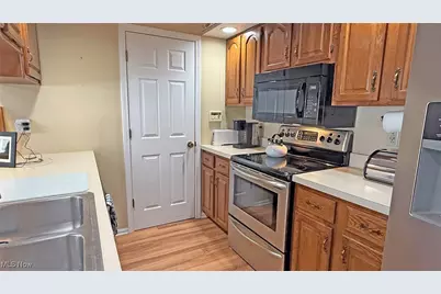 317 Chevy Drive, Huron, OH 44839 - Photo 7