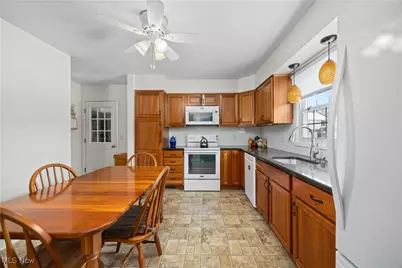 3118 Joti Avenue, Huron, OH 44839 - Photo 7