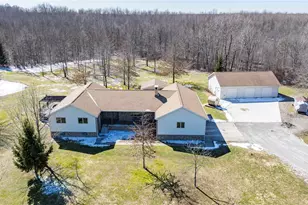 4852 White Rd, Rock Creek, OH 44084 - Photo 7