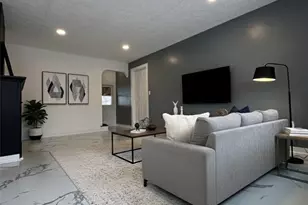 513 Gulf Rd, Elyria, OH 44035 - Photo 3