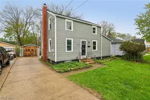 513 Gulf Rd, Elyria, OH 44035 - Photo 3