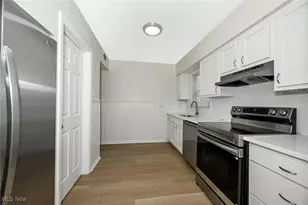 2155 Bailey Rd, Cuyahoga Falls, OH 44221 - Photo 13