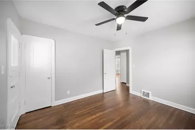 2258 Northland Avenue #UP, Oakwood, OH 44107 - Photo 17