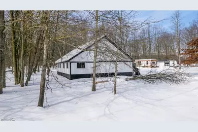 7561 Rockwood Road, Windsor, OH 44099 - Photo 17