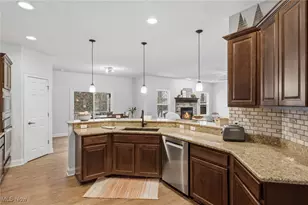 8525 Broxton Ct, Westfield Center, OH 44251 - Photo 15