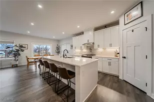 6162 James Dr, Lorain, OH 44053 - Photo 13