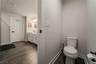 6162 James Dr, Lorain, OH 44053 - Photo 33