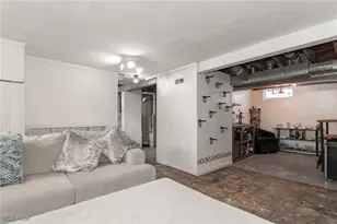 518 E 305th St, Willowick, OH 44095 - Photo 25