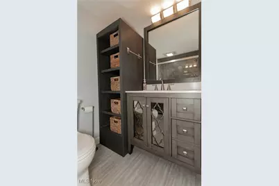 518 E 305th Street, Willowick, OH 44095 - Photo 13