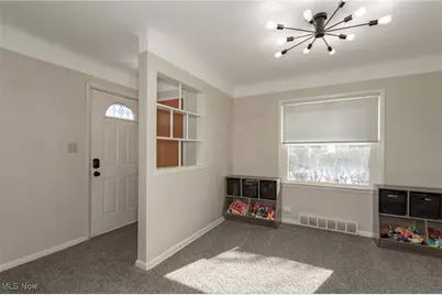 518 E 305th Street, Willowick, OH 44095 - Photo 5