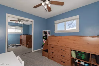 518 E 305th Street, Willowick, OH 44095 - Photo 17