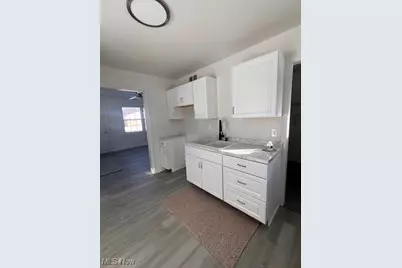 610 Elm Street, Struthers, OH 44471 - Photo 3