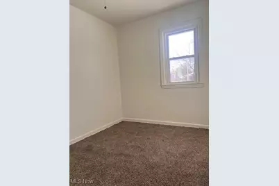 610 Elm Street, Struthers, OH 44471 - Photo 7