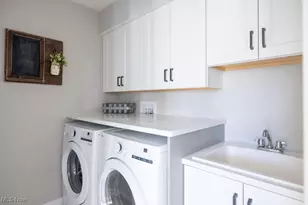 3711 Braemar Dr, Grandview Heights, OH 44147 - Photo 31