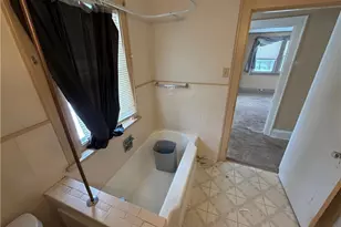 783 Leonard St, Akron, OH 44307 - Photo 25