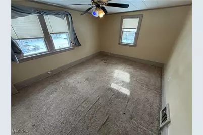 783 Leonard Street, Akron, OH 44307 - Photo 15