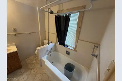 783 Leonard Street, Akron, OH 44307 - Photo 17