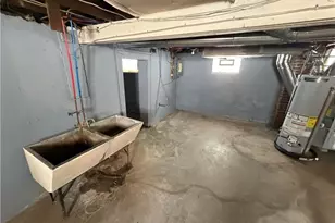 783 Leonard St, Akron, OH 44307 - Photo 31