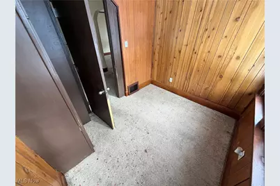 783 Leonard Street, Akron, OH 44307 - Photo 3