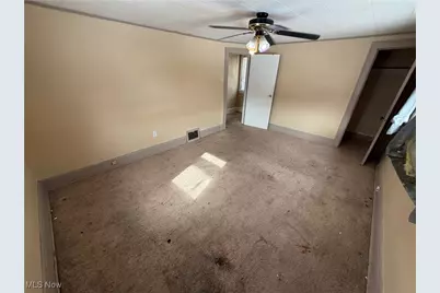 783 Leonard Street, Akron, OH 44307 - Photo 21