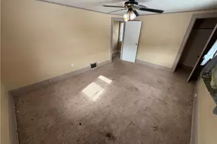 783 Leonard St, Akron, OH 44307 - Photo 21