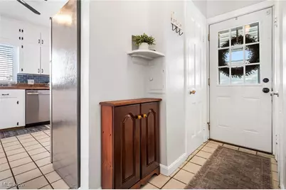 687 Crestview Avenue, Akron, OH 44320 - Photo 11