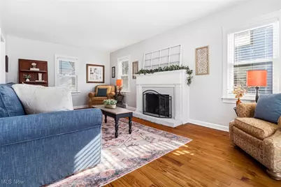 687 Crestview Avenue, Akron, OH 44320 - Photo 9