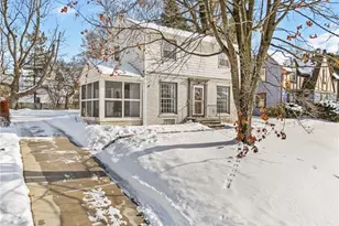 687 Crestview Ave, Akron, OH 44320 - Photo 3