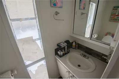 92 Larry Lane, Cortland, OH 44410 - Photo 15