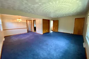 1859 Cromwell Dr, Akron, OH 44313 - Photo 3