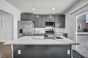 2204 Bunts Rd, Oakwood, OH 44107 - Photo 3