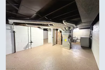 19931 Raymond Street, Maple Heights, OH 44137 - Photo 11